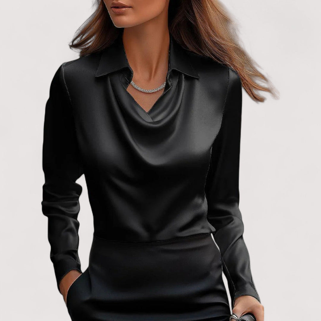 Charlotte – Elegantna Satenska Bluza s V-Izrezom