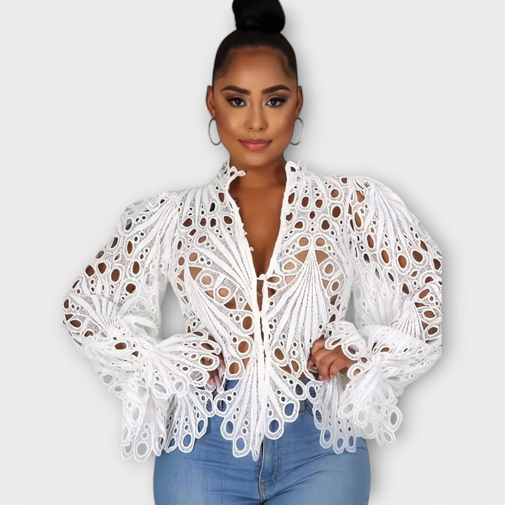 Malina – Elegantna Čipkasta Bluza