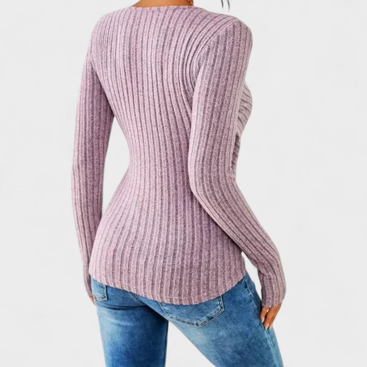 Jelena – Elegantna majica s V-izrezom